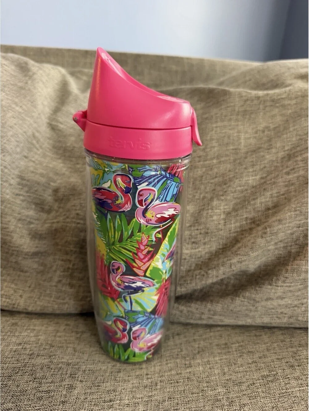 Tervis Flower Power Flamingo Water Bottle 24oz Tropical Pink Lid Loop